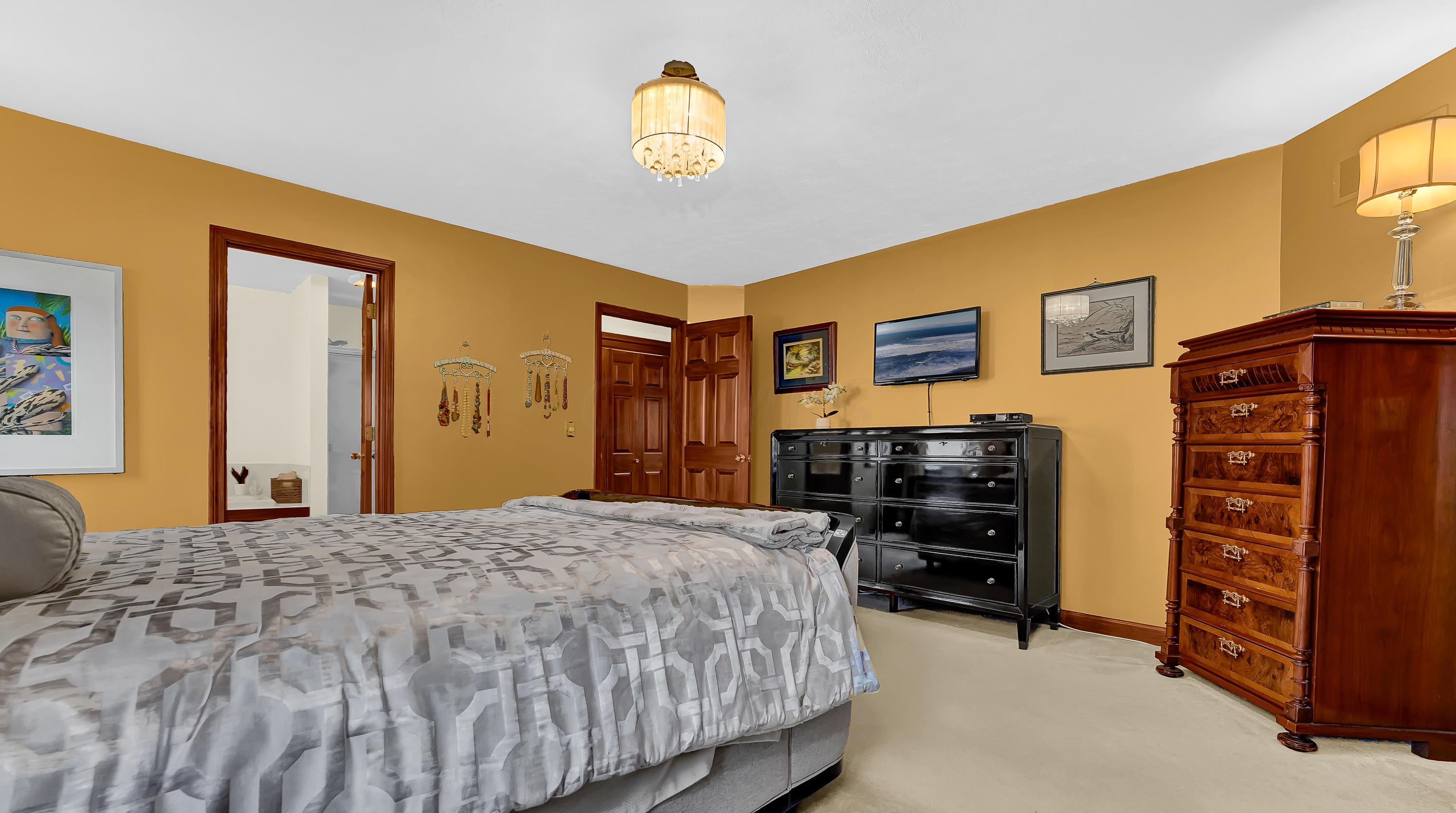 5104 Postlewaite Road Columbus, OH 43235 - Photo 20 of 49 Gallery Image 20