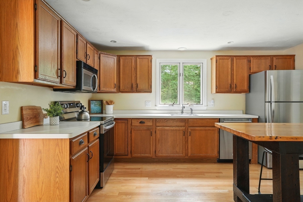 41 Newcombs Mill Road Kingston, MA 02364 - Photo 8 of 35 Gallery Image 8