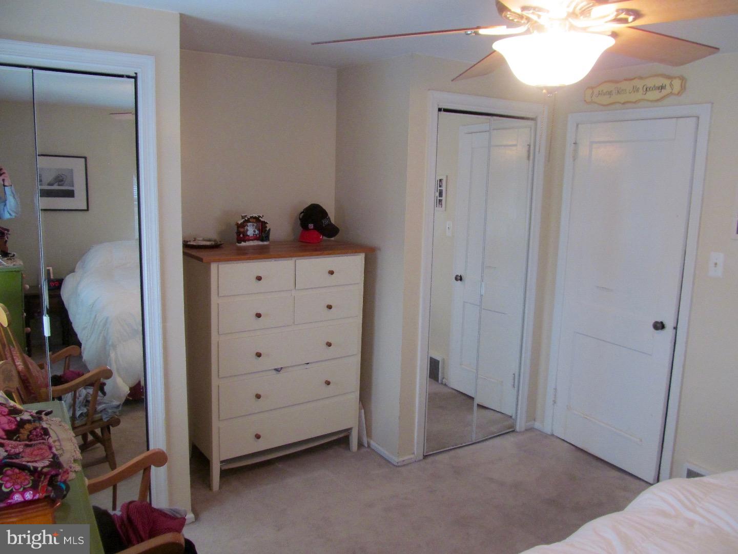 556 Overlook Road Philadelphia, PA 19128 - Photo 14 of 22 Bedroom