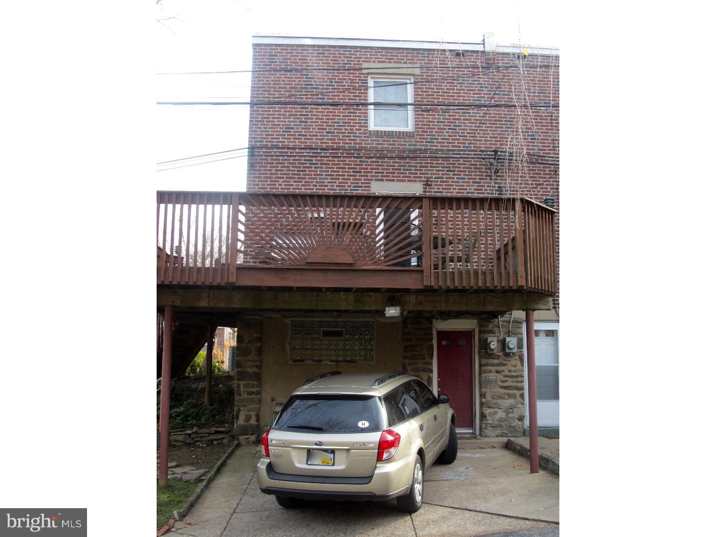 556 Overlook Road Philadelphia, PA 19128 - Photo 21 of 22 Exterior Back