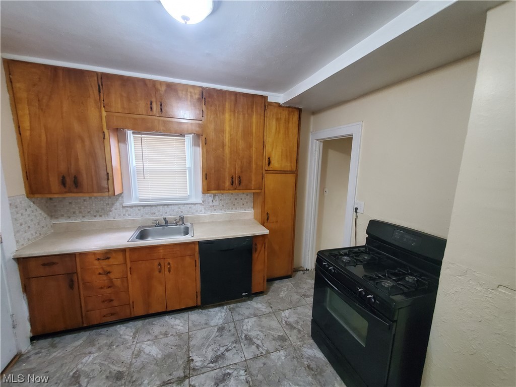 936 Nela View Road Cleveland Heights, OH 44112 - Photo 6 of 19 Gallery Image 6