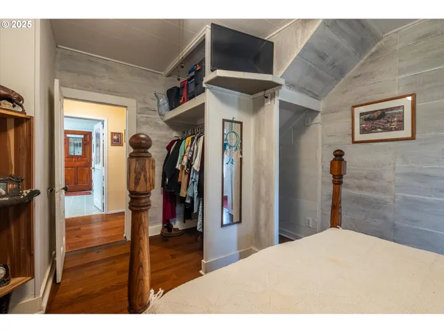 a view of a living room