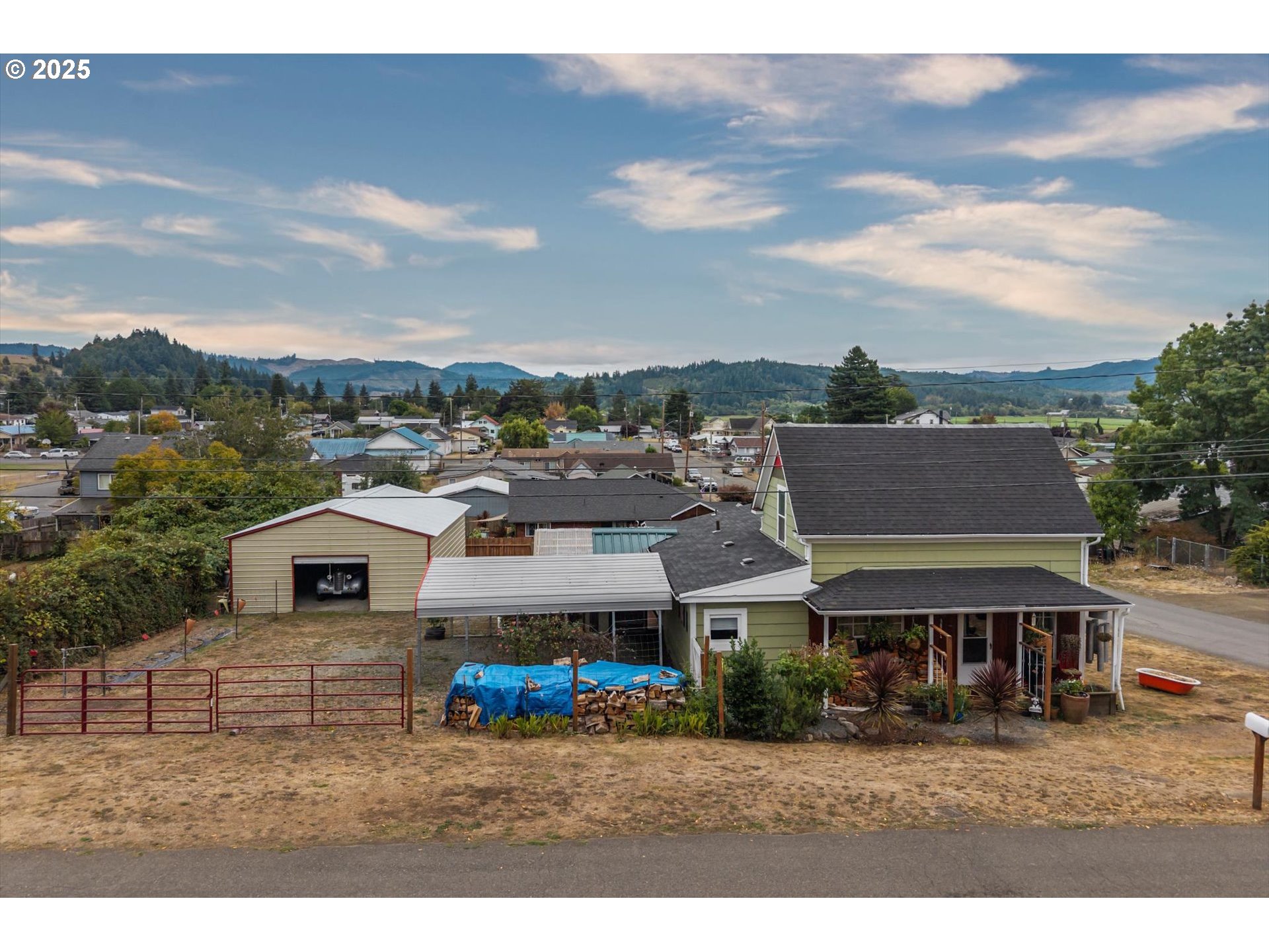 1404 Harris Street Myrtle Point, OR 97458 - Photo 3 of 48