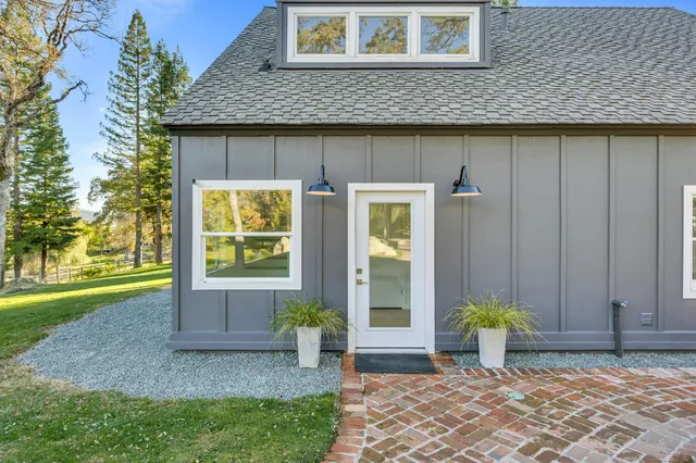 $1,695,000 | 16338 Orchard Springs Road, Grass Valley, CA 95945