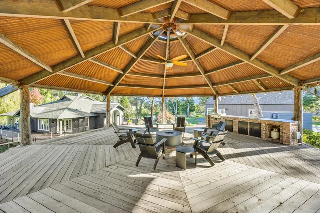 $1,695,000 | 16338 Orchard Springs Road, Grass Valley, CA 95945