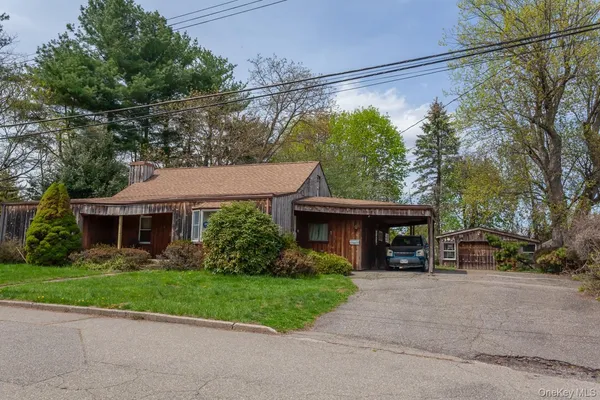 $415,000 | 27 Lancaster Avenue, Montrose, NY 10548