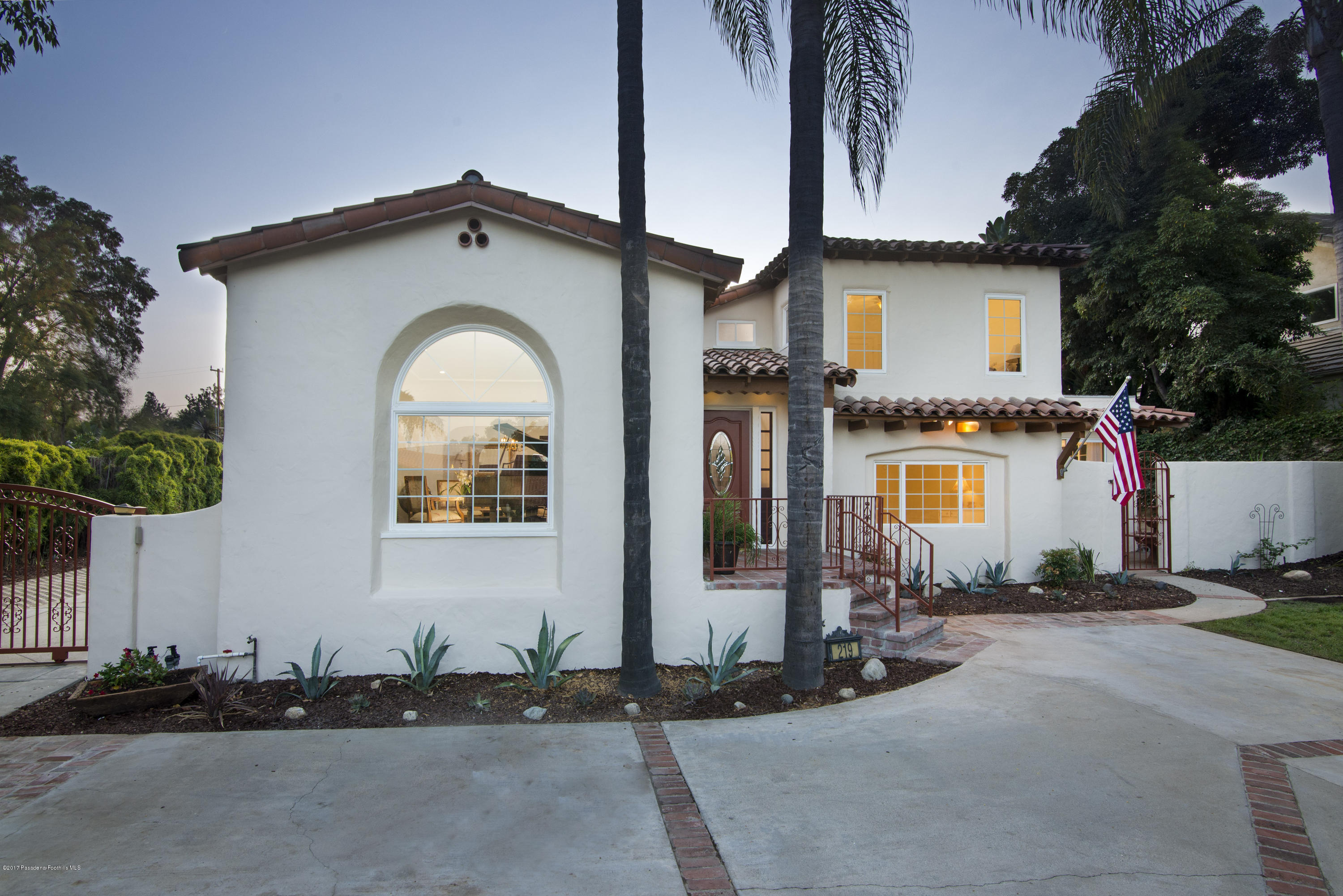 219 Rancho Road Sierra Madre, CA 91024 - Photo 3 of 64 CJC_2079B