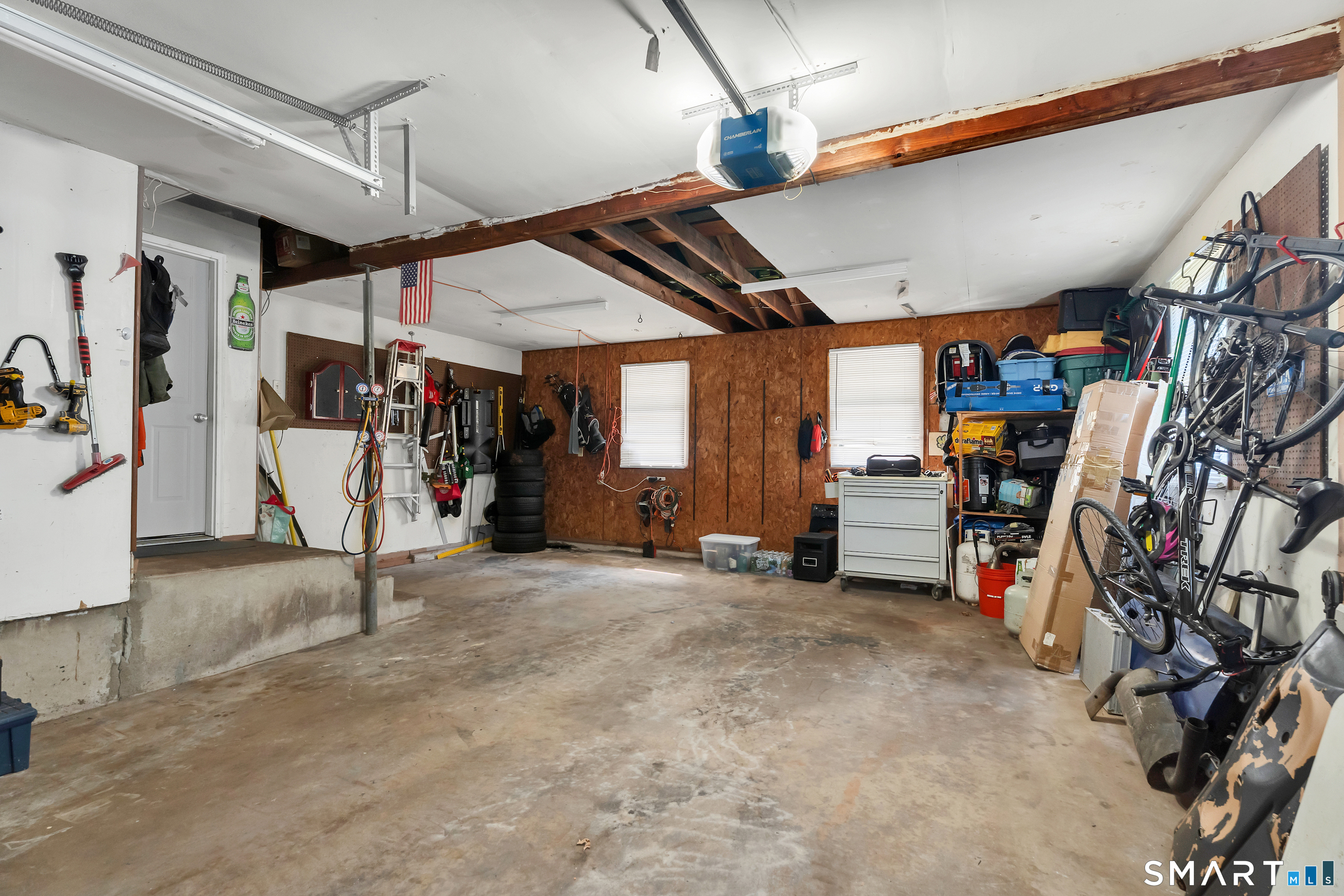 27 Idle Lane Meriden, CT 06451 - Photo 29 of 36