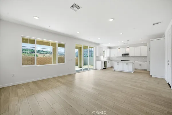 $899,000 | 23704 Wilcox Drive, Newhall, CA 91321