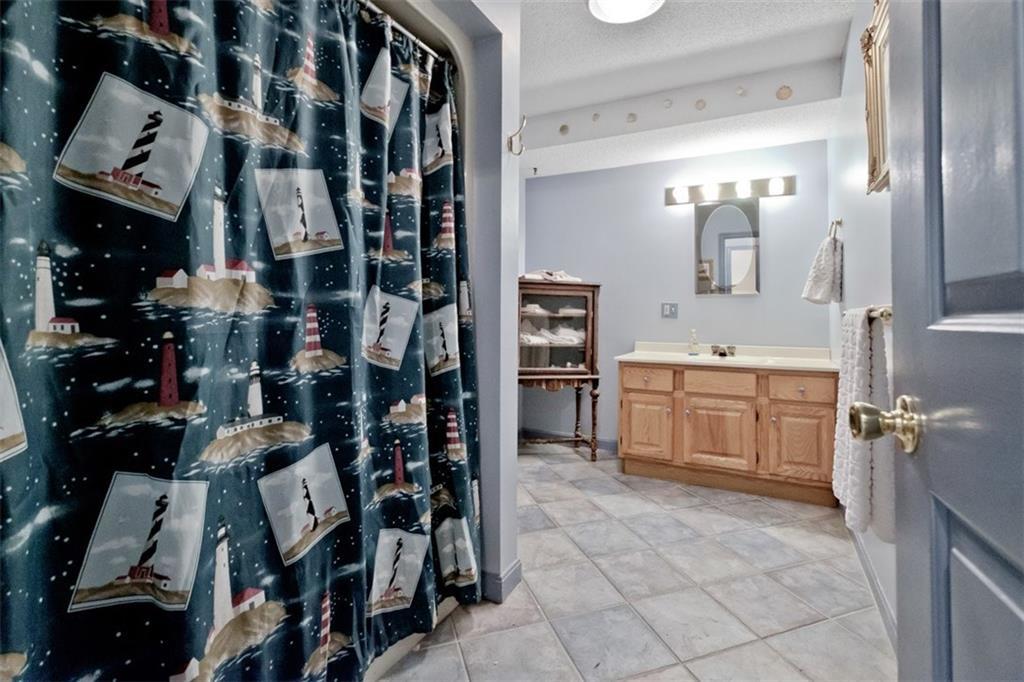 5 Old Neck Road Scarborough, ME 04074 - Photo 17 of 35 Photo