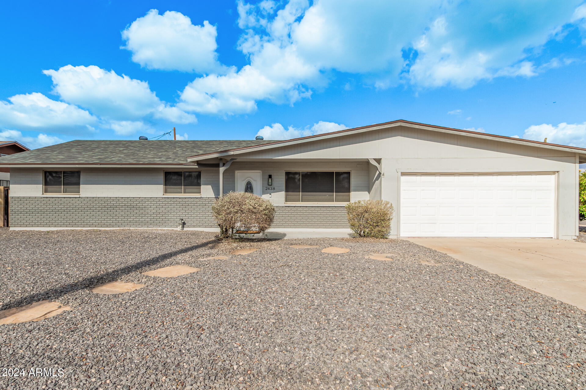 2438 East Brown Road Mesa, AZ 85213 - Photo 1 of 27 0001-02 - Brown