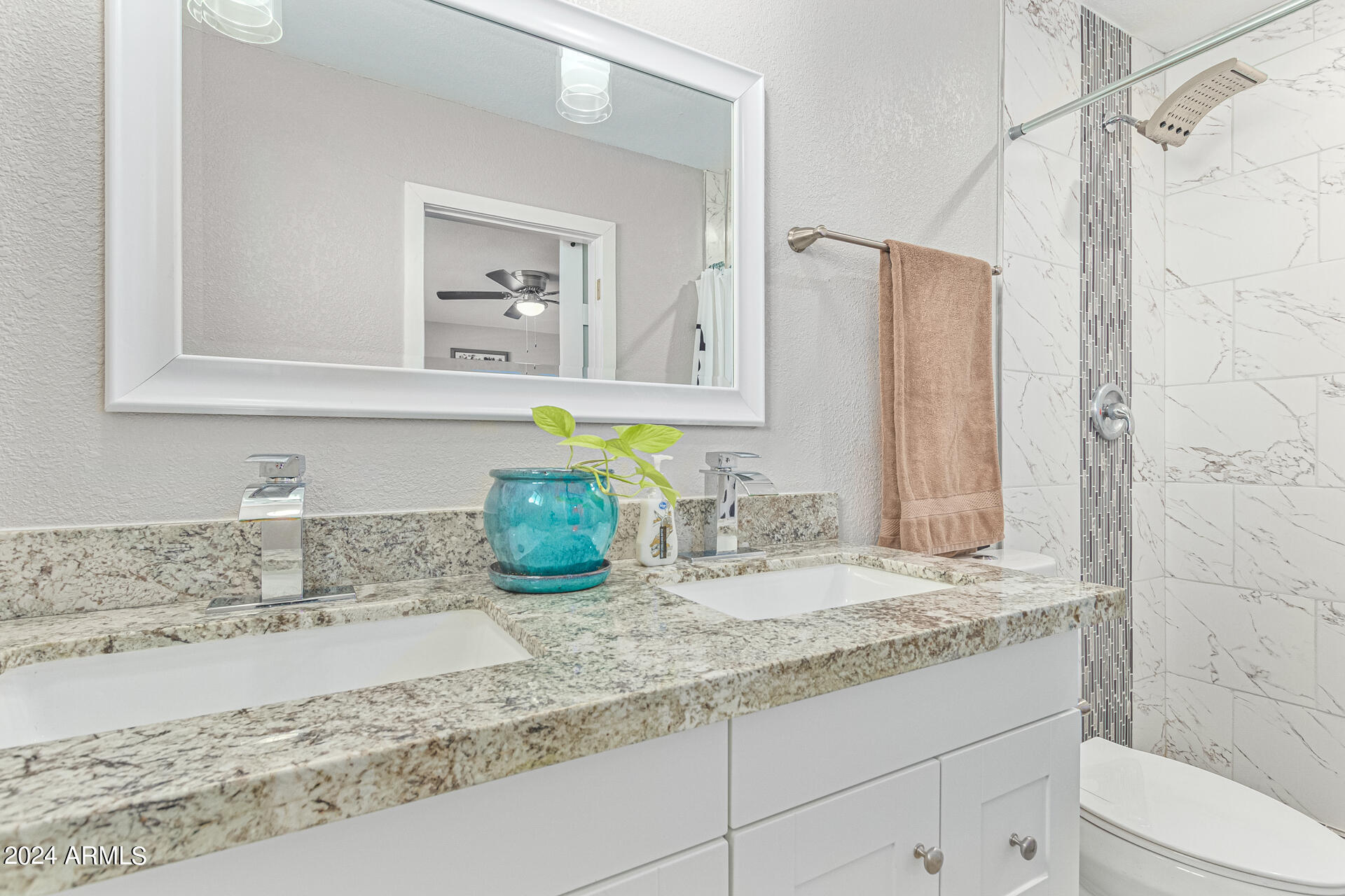 2438 East Brown Road Mesa, AZ 85213 - Photo 16 of 27 0014-26 - Brown