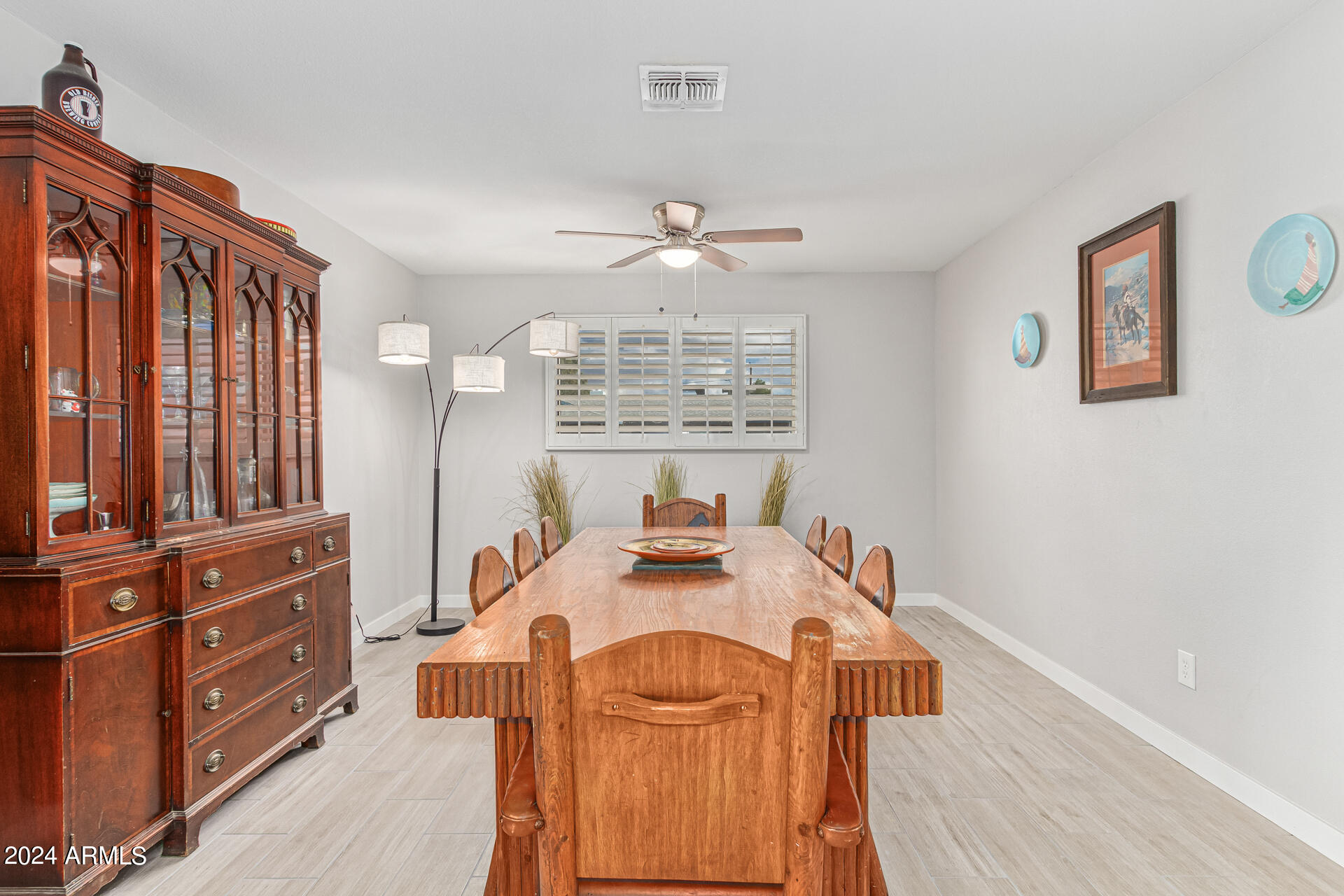 2438 East Brown Road Mesa, AZ 85213 - Photo 10 of 27 0006-15 - Brown