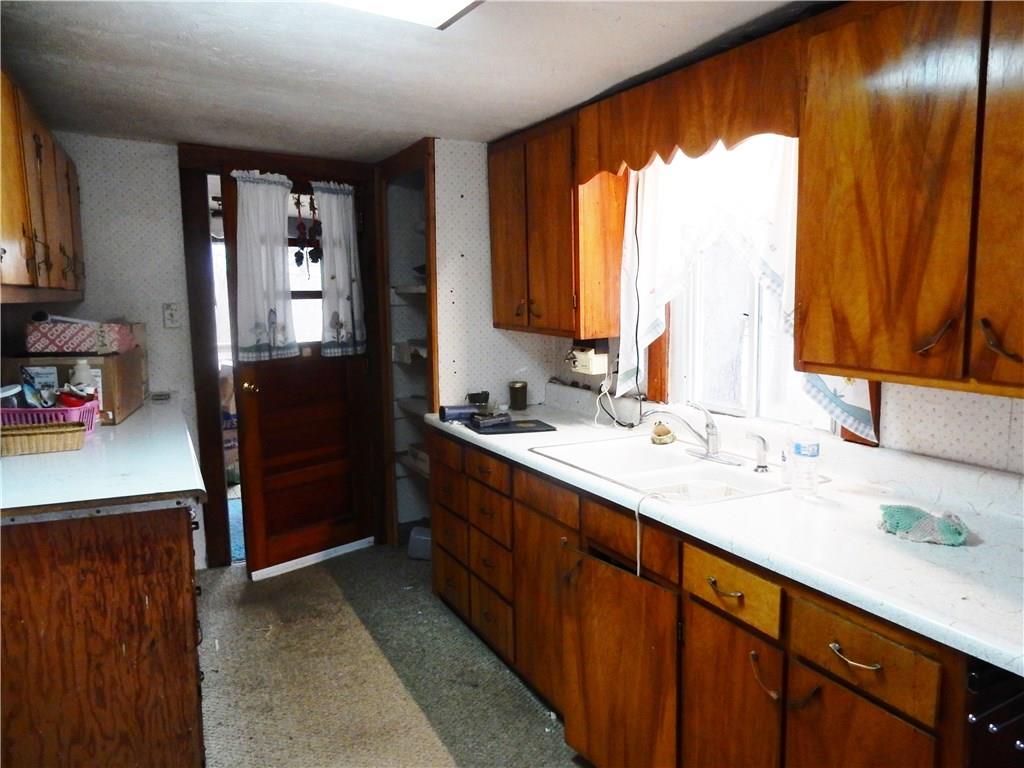 517 Mt Jackson Road New Castle, PA 16102 - Photo 5 of 16 Gallery Image 5