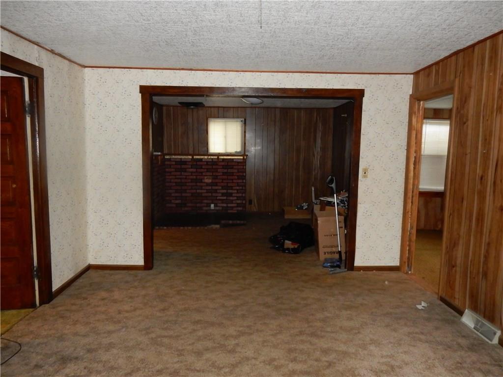 517 Mt Jackson Road New Castle, PA 16102 - Photo 10 of 16 Den from living room