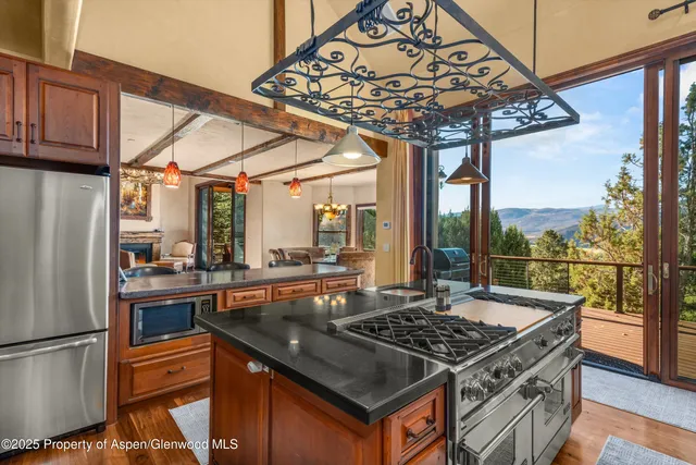 $4,495,000 | 845 Hillcrest Drive, Basalt, CO 81621