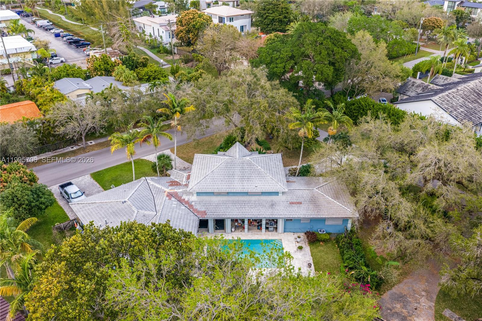9200 Southwest 70th Avenue Pinecrest, FL 33156 - Photo 7 of 18