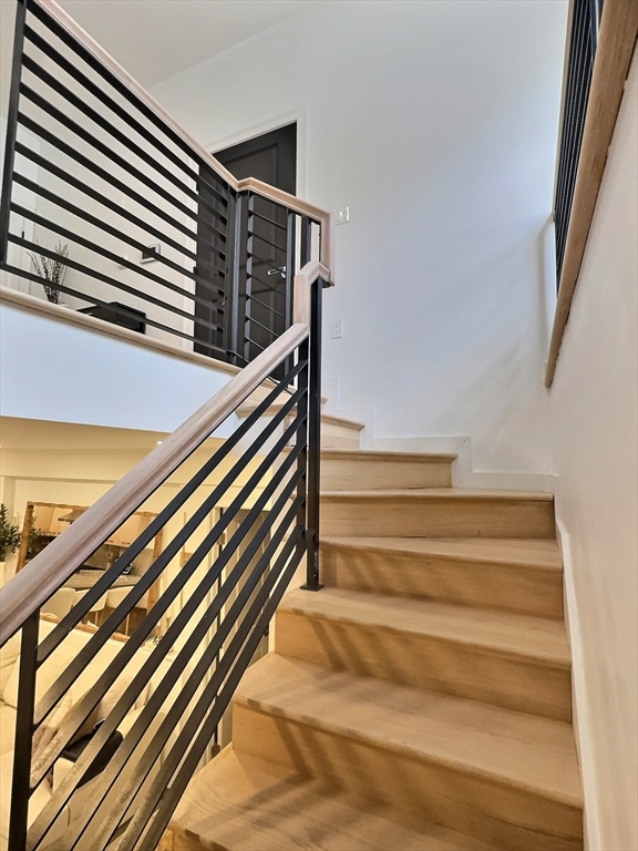 187 London Street, Unit 1 Boston, MA 02128 - Photo 17 of 26 a view of entryway