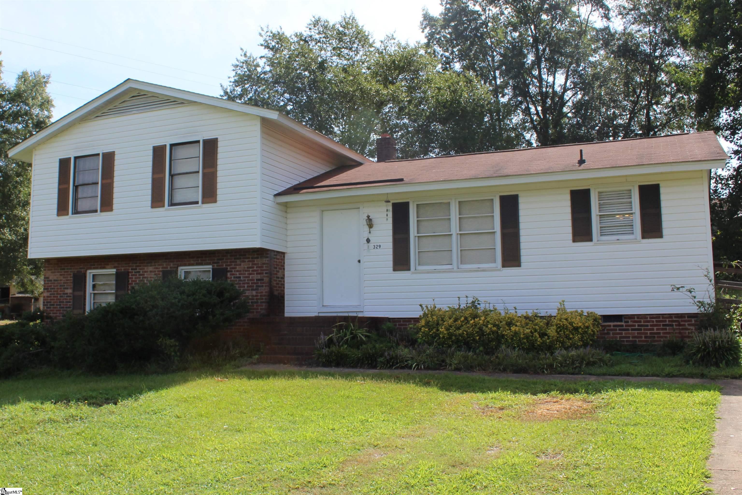 329 State Rd S-39-127 Easley, SC 29640 - Photo 1 of 22 Gallery Image 1