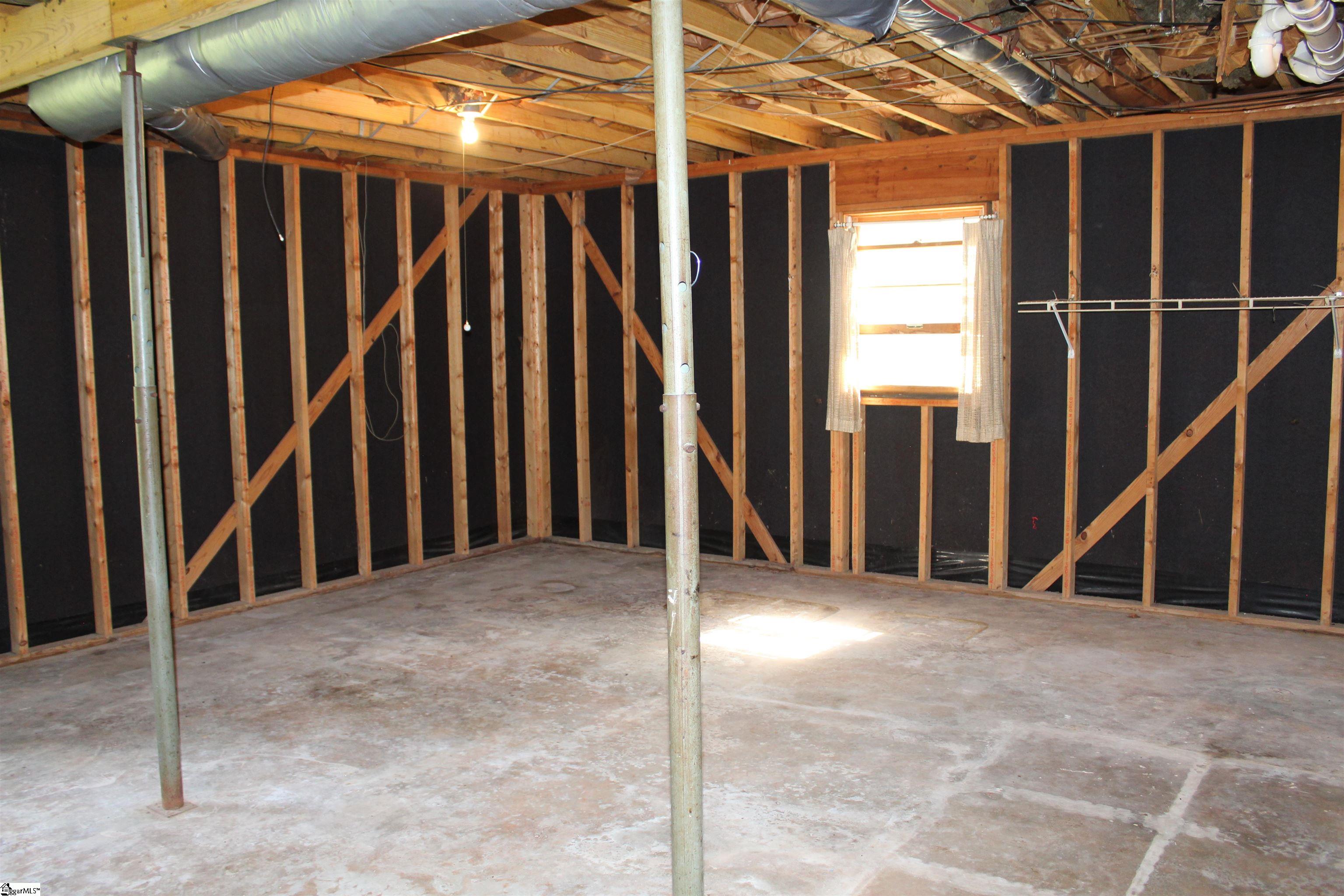329 State Rd S-39-127 Easley, SC 29640 - Photo 18 of 22 Gallery Image 18
