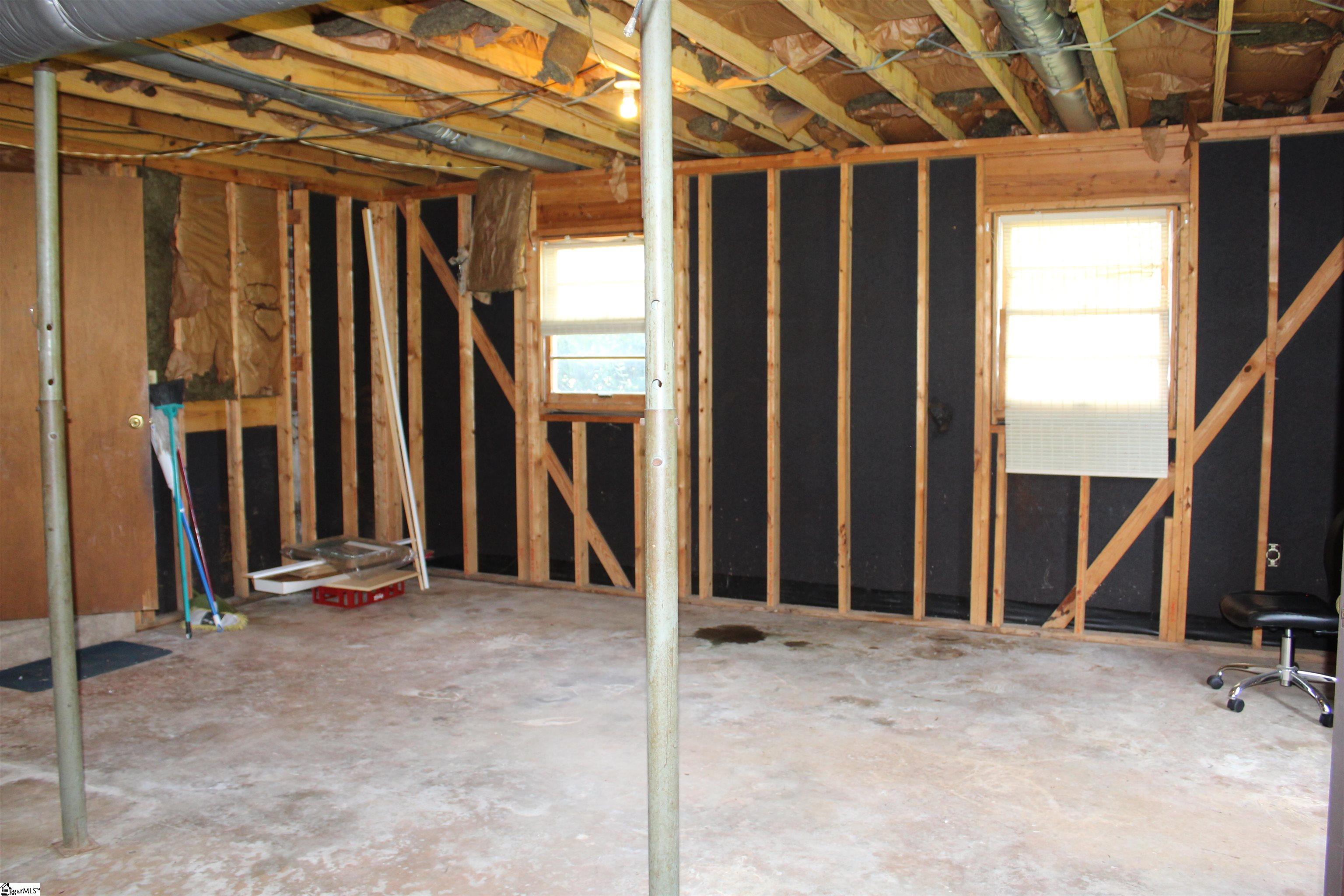 329 State Rd S-39-127 Easley, SC 29640 - Photo 19 of 22 Gallery Image 19
