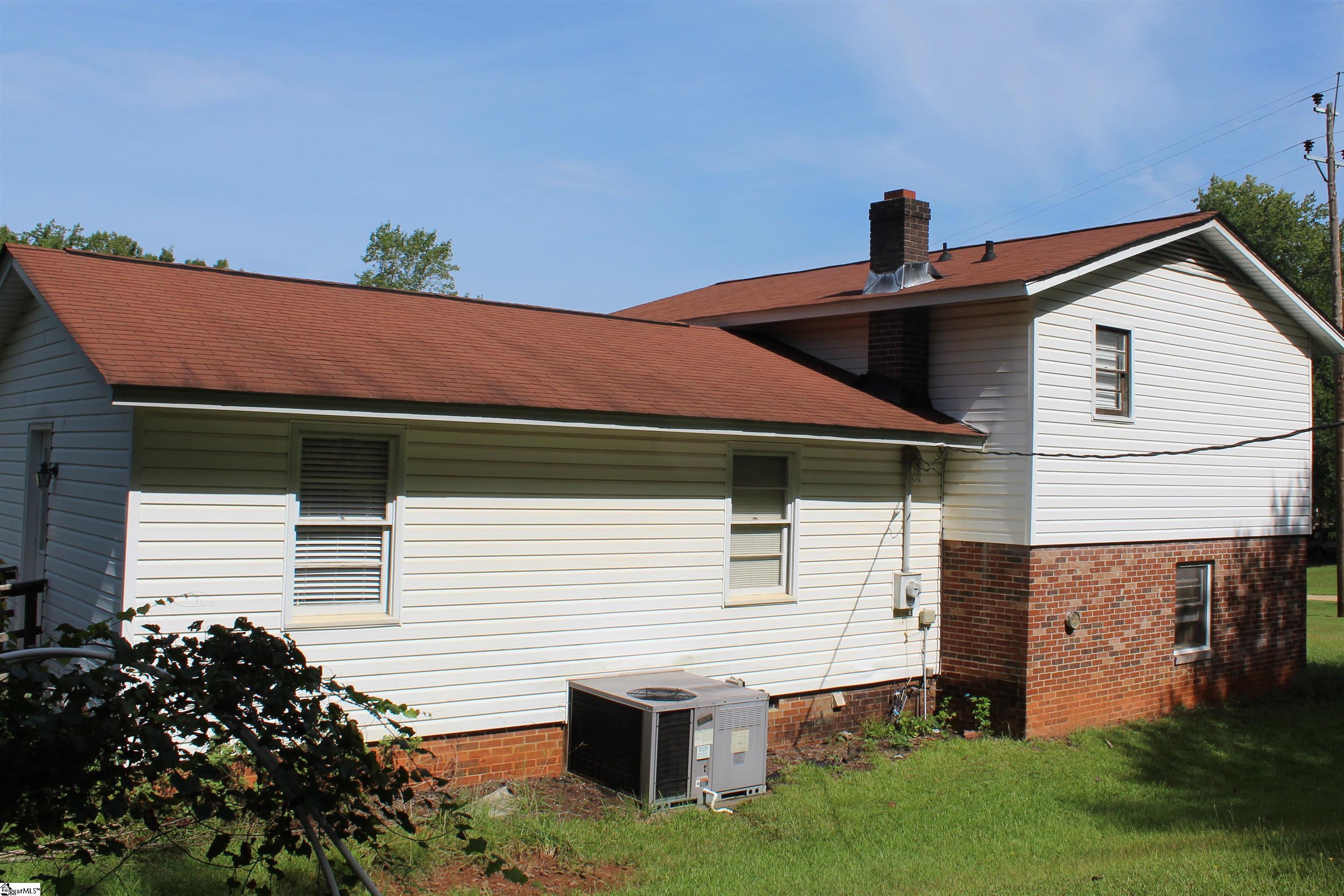 329 State Rd S-39-127 Easley, SC 29640 - Photo 21 of 22 Gallery Image 21