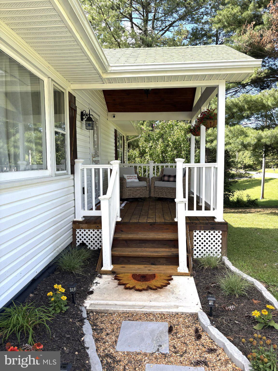 455 Mountain Road Front Royal, VA 22630 - Photo 3 of 6 Relaxing front porch