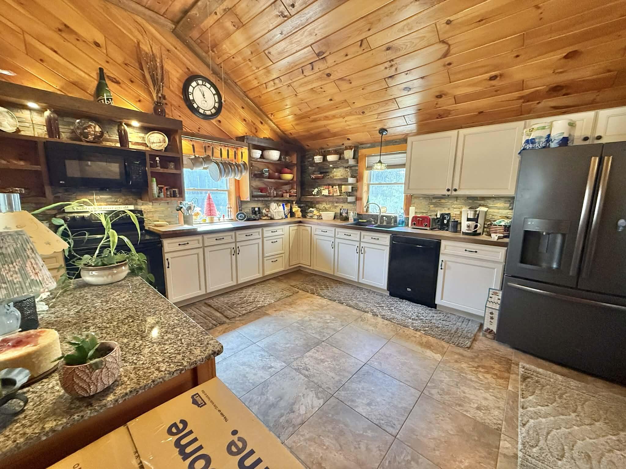 723 Scribner Hill Road Otisfield, ME 04270 - Photo 5 of 36 41c47d57-48c3-4f22-9cb4-cd9d5db8cdd5