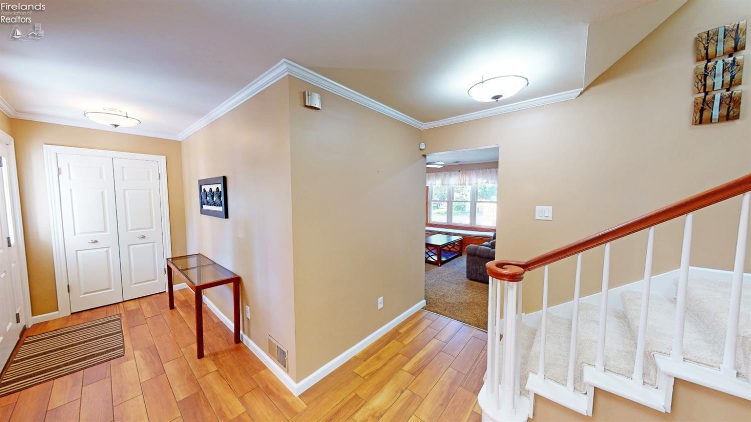 762 Barker Road Fremont, OH 43420 - Photo 3 of 38 Gallery Image 3