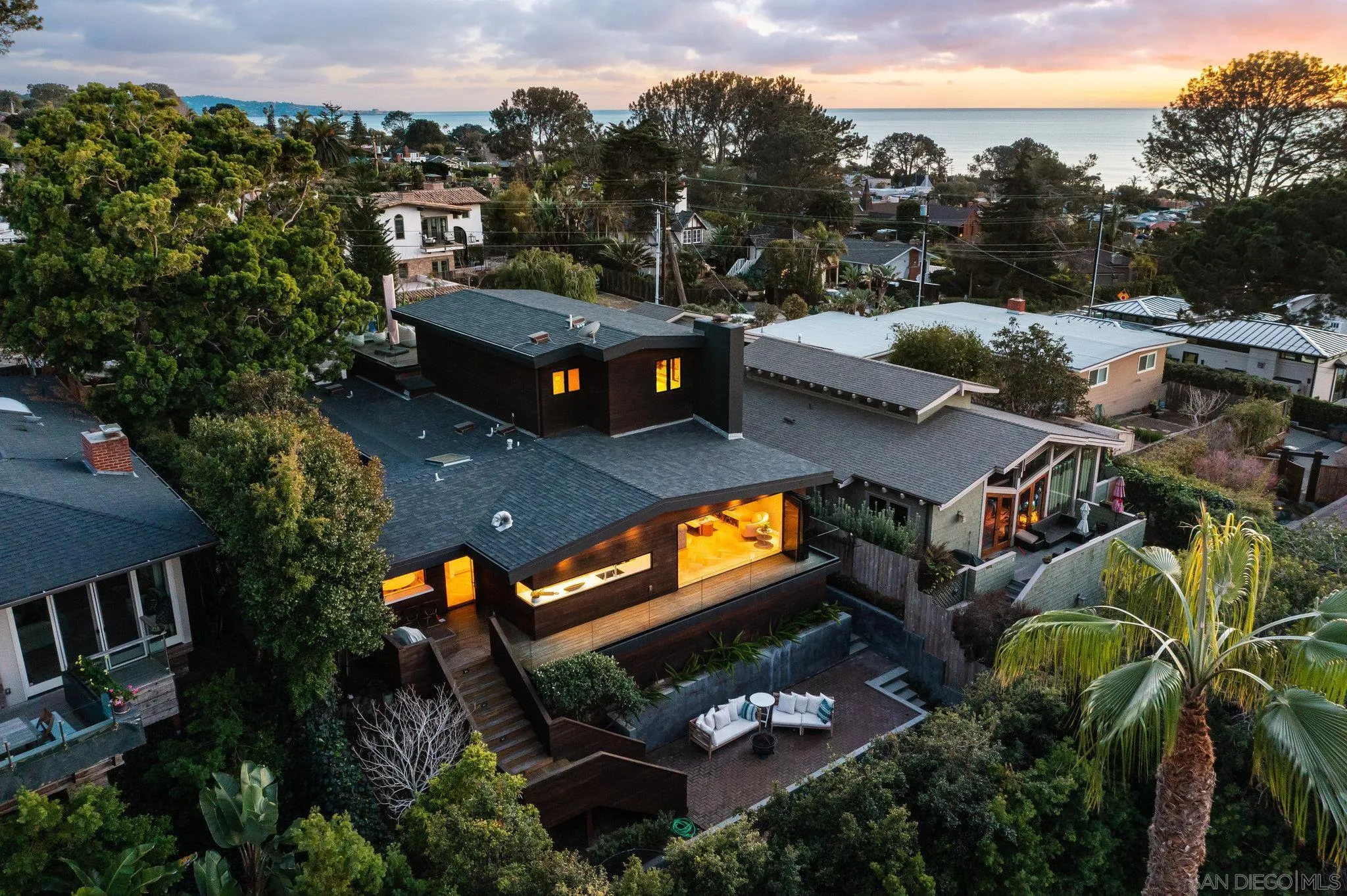 462 15th Street Del Mar, CA 92014 - Photo 4 of 35 an aerial view of a house with a garden