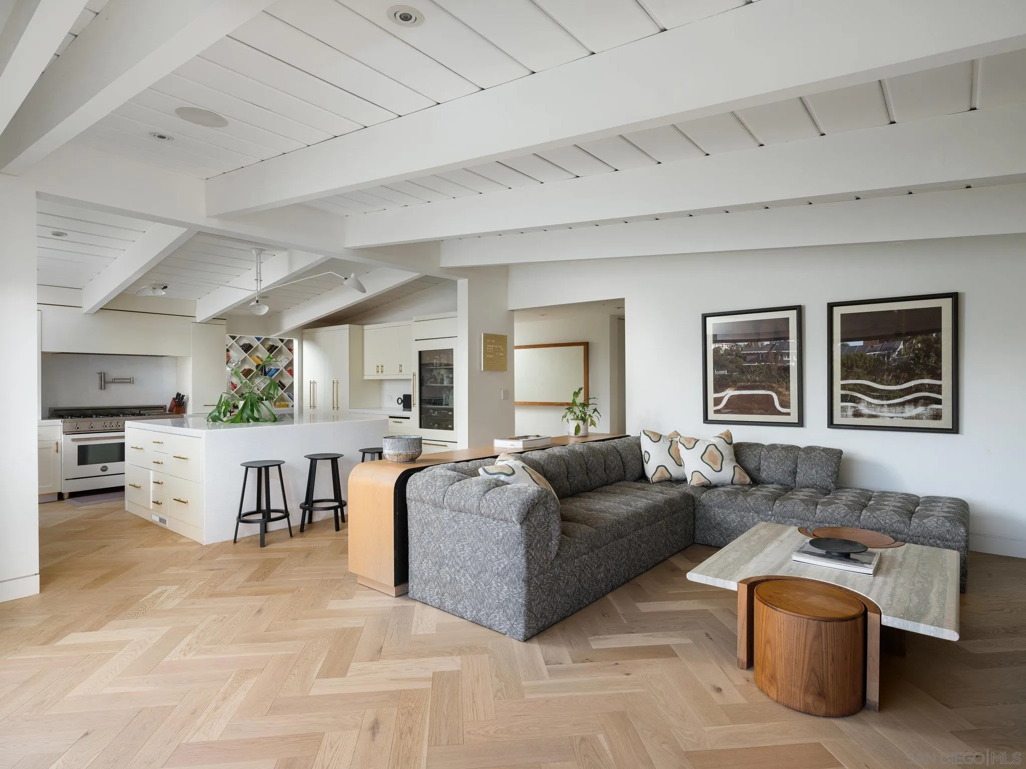 462 15th Street Del Mar, CA 92014 - Photo 8 of 35 a living room with furniture and a large window