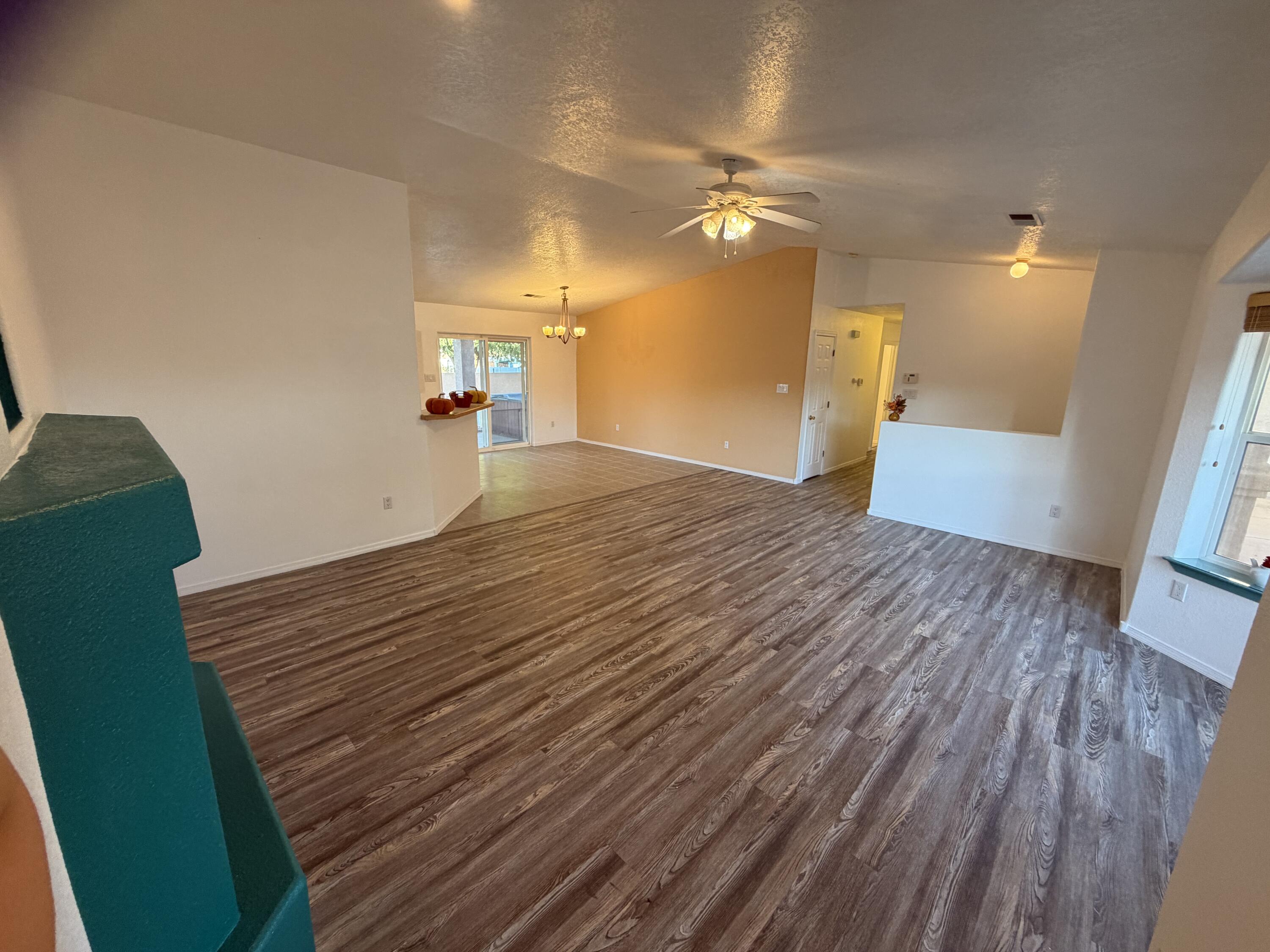 3325 21st Avenue Southeast Rio Rancho, NM 87124 - Photo 9 of 31 Gallery Image 9