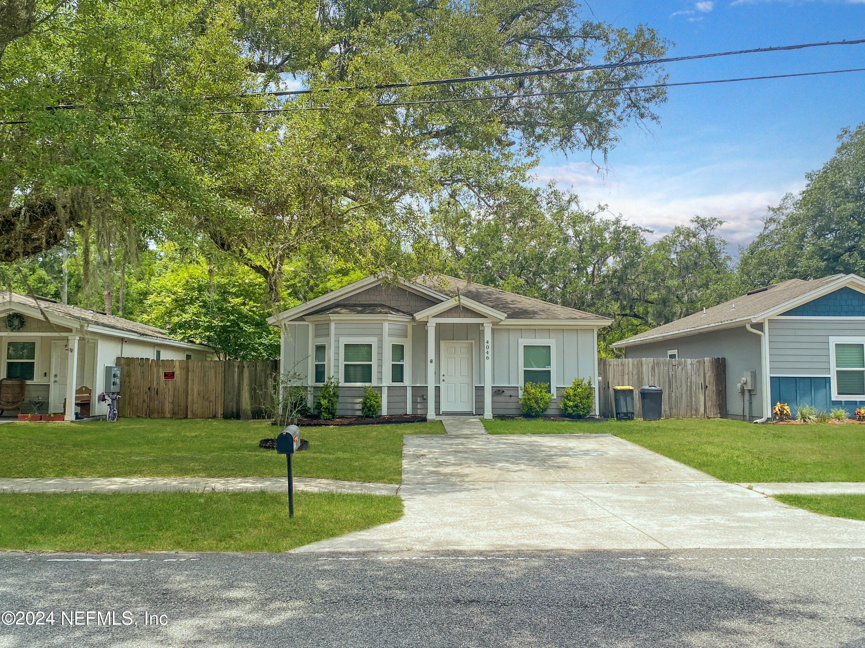 4046 Grant Road Jacksonville, FL 32207 - Photo 2 of 30 IMG_5239
