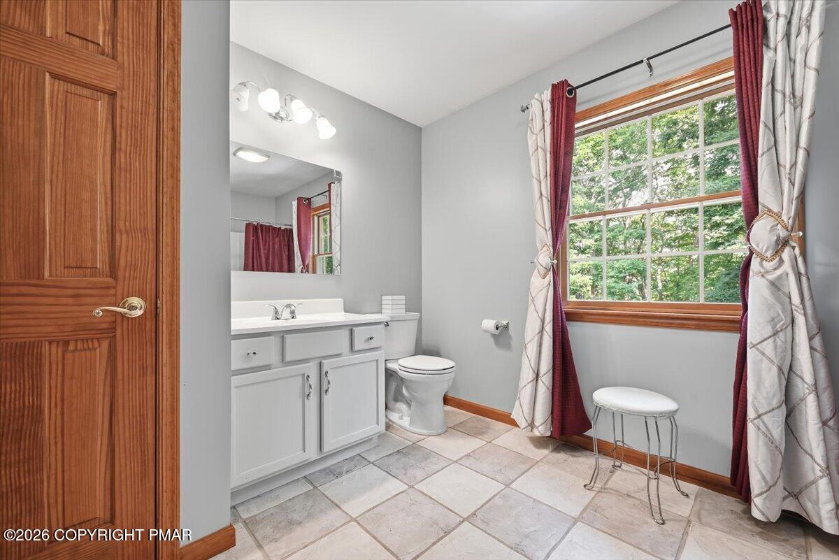 498 Twinbrook Road Wilkes Barre, PA 18702 - Photo 67 of 121 065-075_DSC_0782