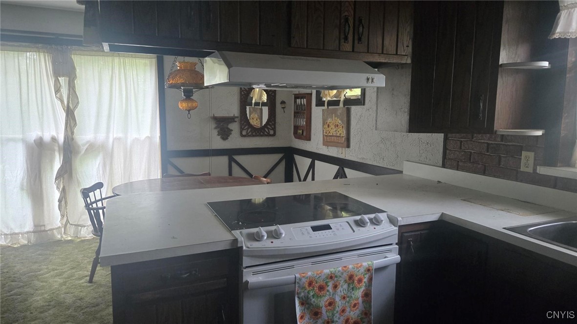 404 Griffiths Street Syracuse, NY 13208 - Photo 14 of 36
