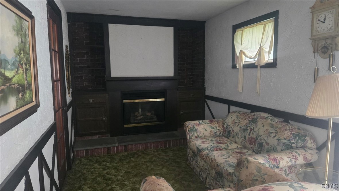 404 Griffiths Street Syracuse, NY 13208 - Photo 19 of 36