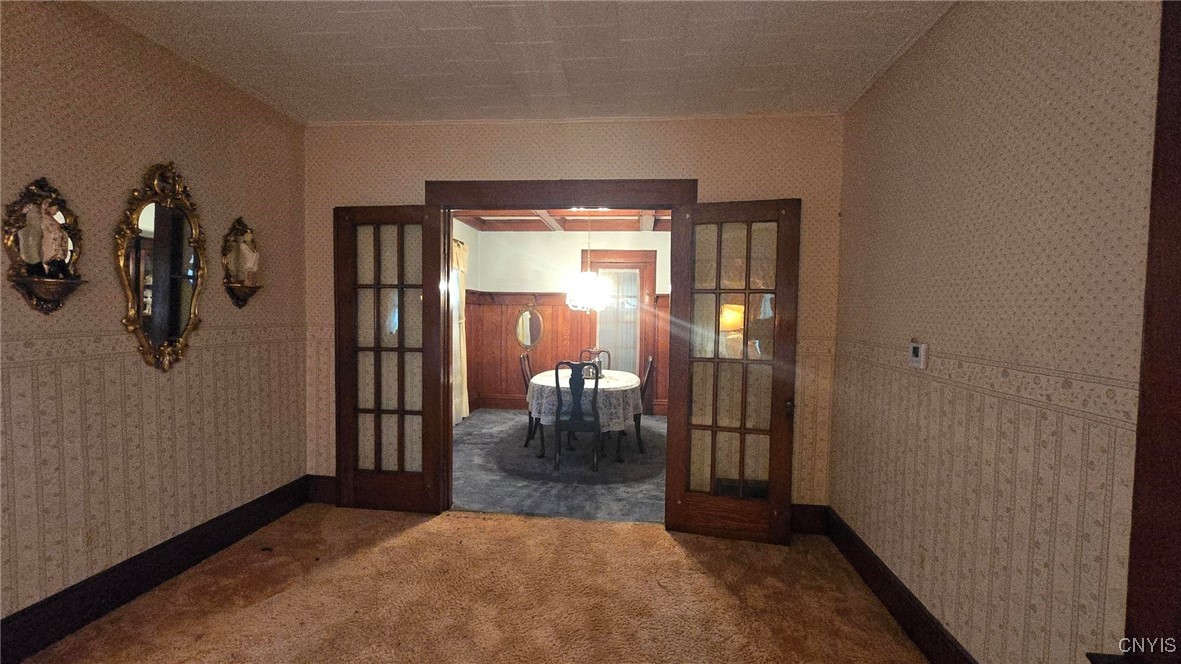 404 Griffiths Street Syracuse, NY 13208 - Photo 9 of 36