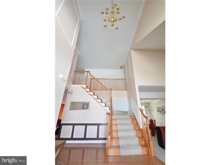 401 Colts Run Road Williamstown, NJ 08094 - Photo 2 of 25