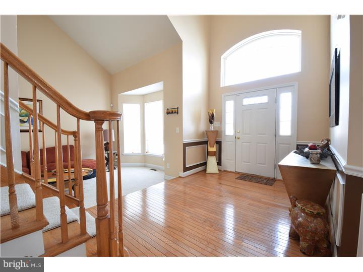 401 Colts Run Road Williamstown, NJ 08094 - Photo 3 of 25