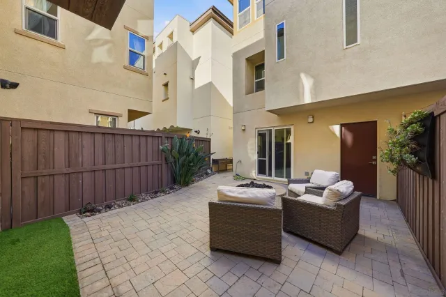 $1,525,000 | 8337 Summit Way, San Diego, CA 92108