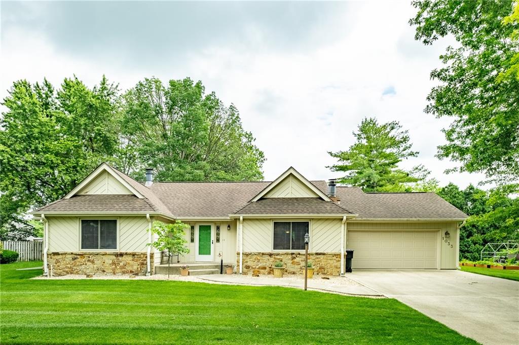 1033 Goldfinch Road Columbus, IN 47203 - Photo 1 of 43 Gallery Image 1