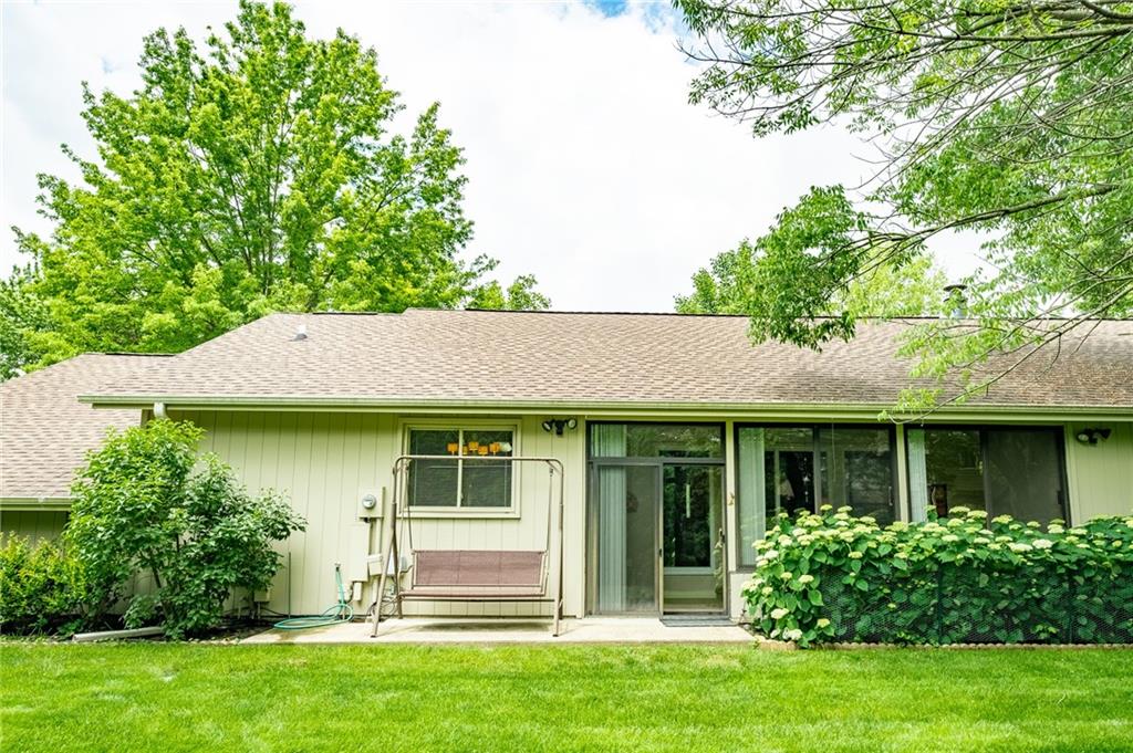 1033 Goldfinch Road Columbus, IN 47203 - Photo 41 of 43 Gallery Image 41