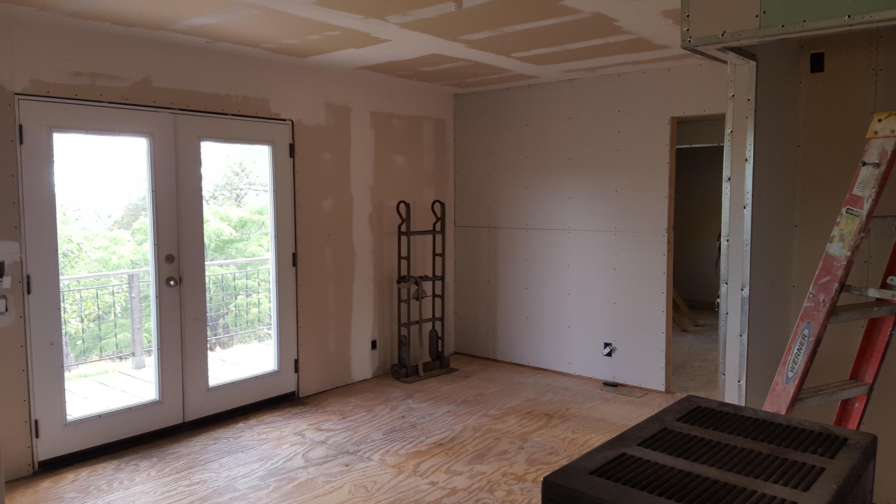 14074 Oak Run Road Oak Run, CA 96069 - Photo 16 of 32 Dining