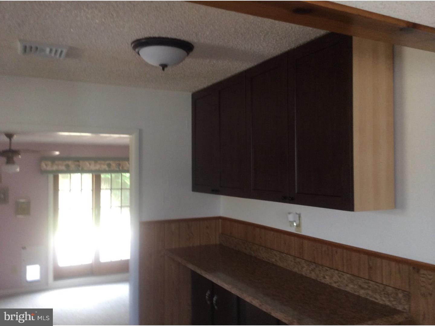 205 Village Road Villas, NJ 08251 - Photo 4 of 20