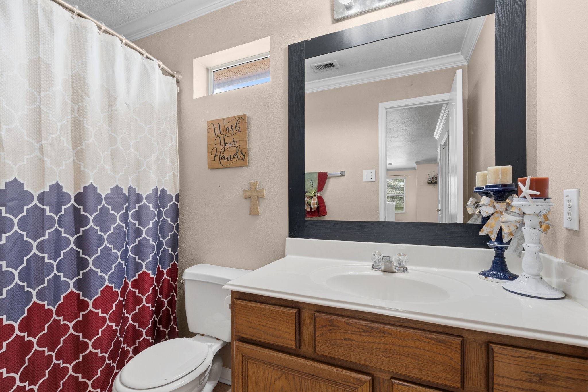 1319 Collier Point Lane Fresno, TX 77545 - Photo 24 of 33 a bathroom with a sink and a mirror