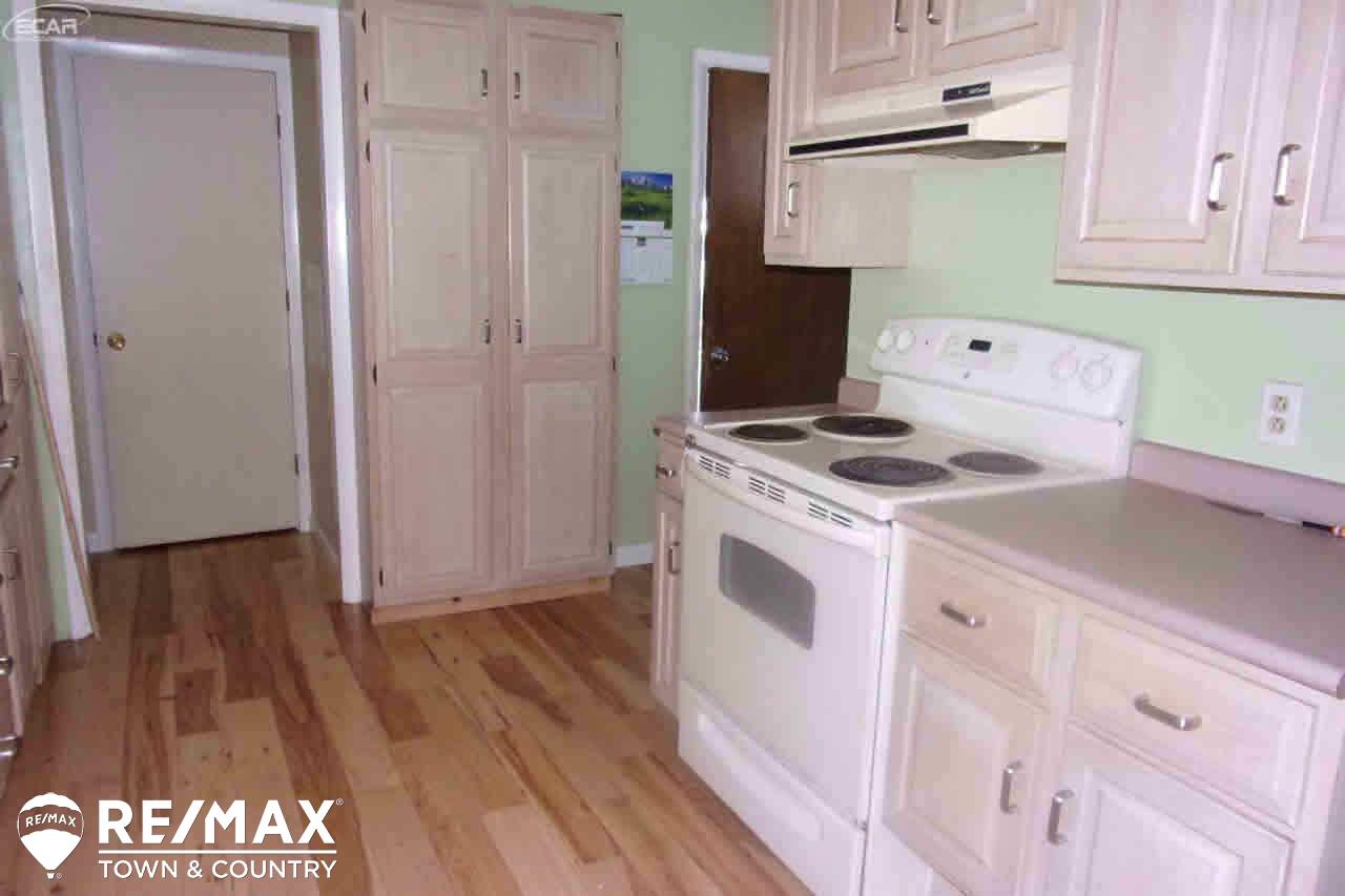 2886 West County Line Road Lennon, MI 48449 - Photo 10 of 39
