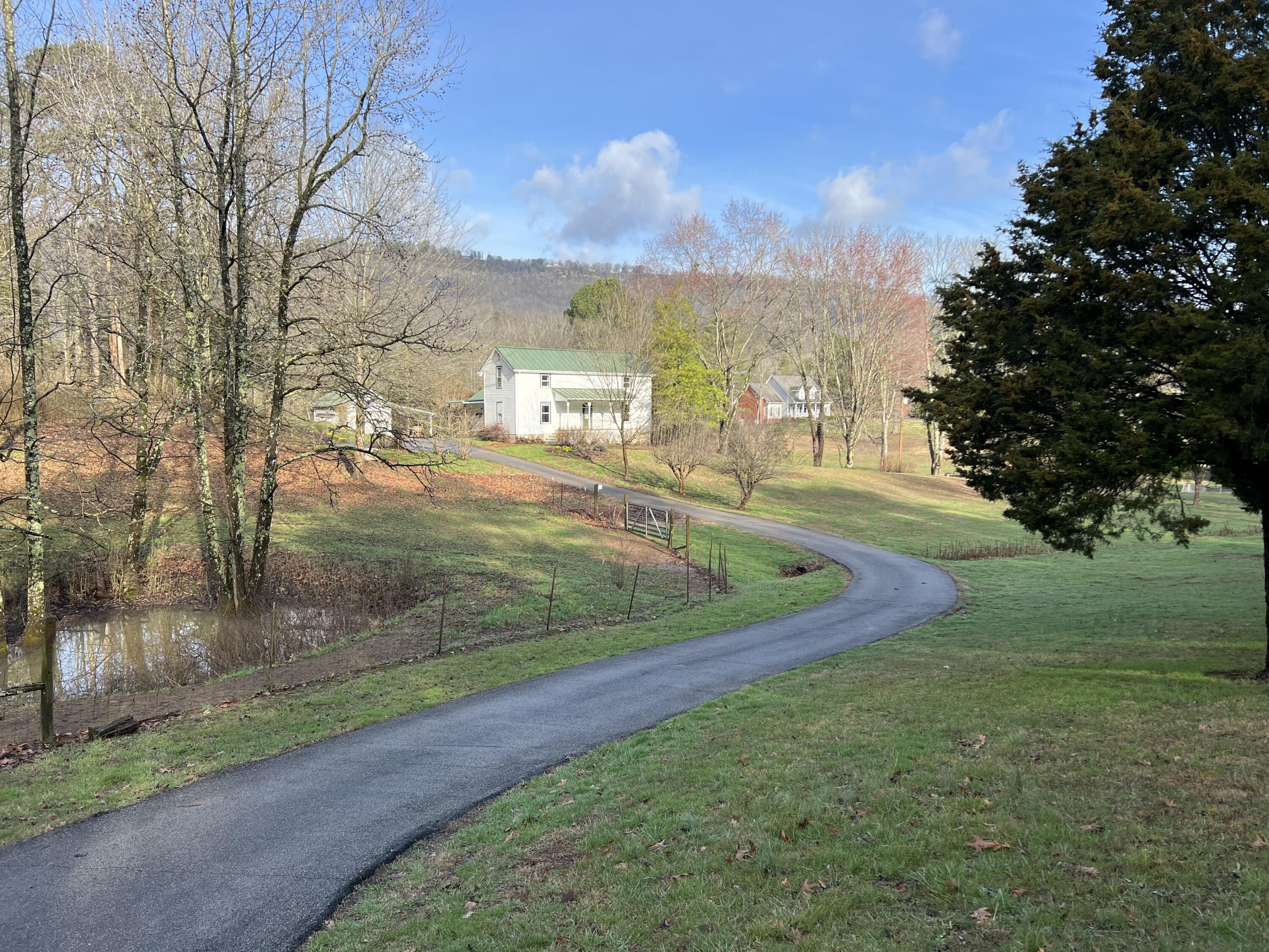 5007 Browntown Road Chattanooga, TN 37415 - Photo 2 of 64 06D77435-4F87-462F-8EA7-453B13EA5B62