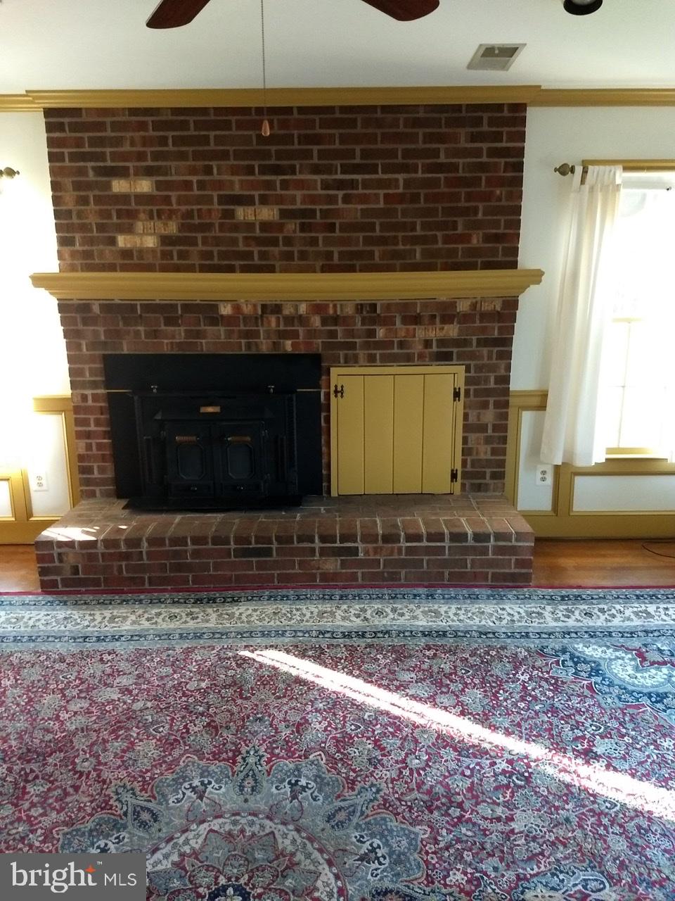 3906 Laurel Road Alexandria, VA 22309 - Photo 17 of 108 Gallery Image 17