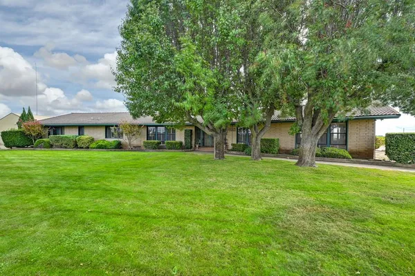 $1,250,000 | 52929 County Road 141, Clarksburg, CA 95612