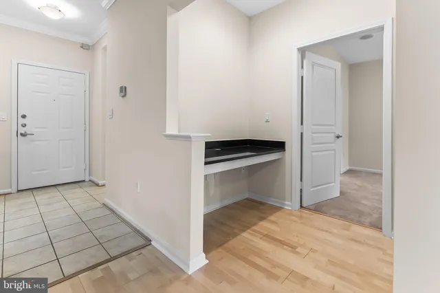 $2,600 | 12000 Market Street, Unit 129, Reston, VA 20190